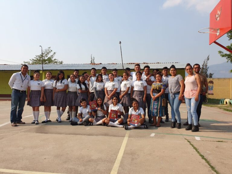 Capacitación a Estudiantes de Canilla, sobre el tema de Participación Ciudadana