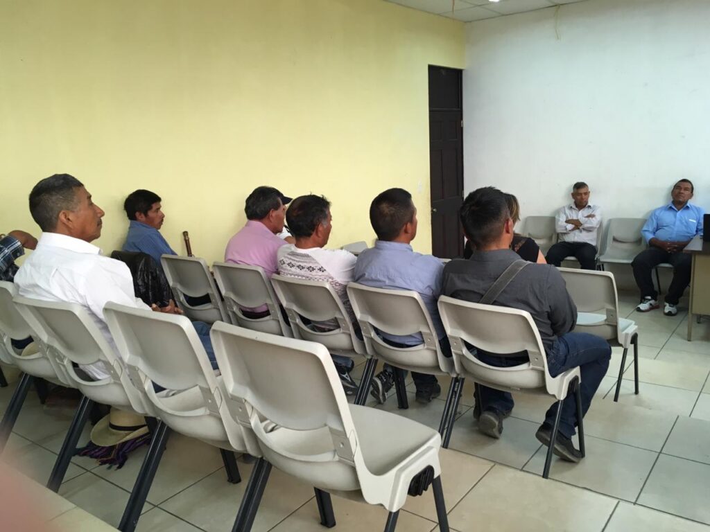 Reunión de COMUDE del municipio de San Rafael Petzal de Huehuetenango